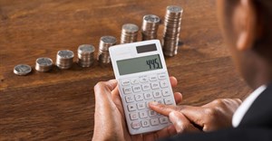 Image source: Andriy Popov –