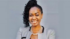 Tebogo Motaung wins Leader in Innovation of the Year Award 2024 for Afda