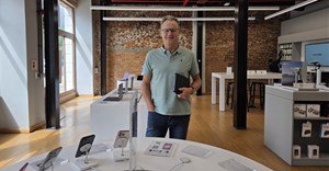 iStore CEO Chris Dodd at the Queen's Hotel iStore in Cape Town.