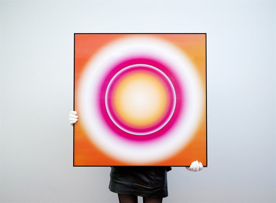 Art Drop PULSE VENUS, Beatrice Hug - The lenticular art drop by Beatrice Hug is limited to 300 hand signed copies and is released in the usual LUMAS museum quality.