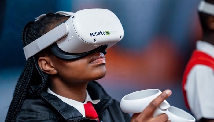 Seseko launches Stem Bootcamp at UJ, showcasing robotics, AI and VR innovations