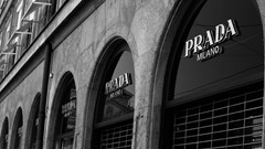 Prada Group to acquire 100% of Versace