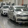 Volkswagen temporarily suspends car production to upgrade facilities