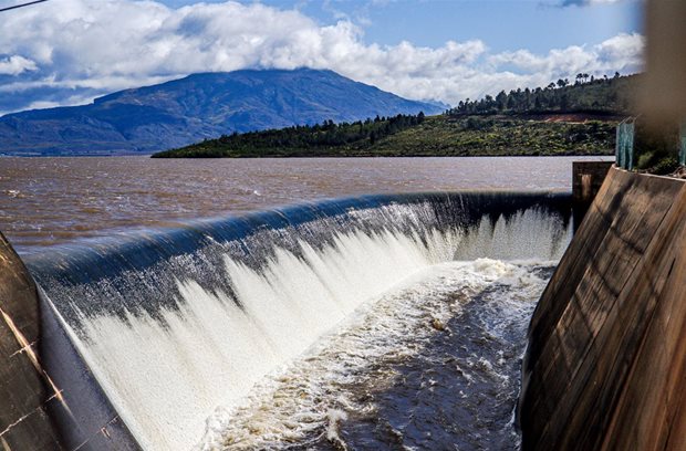 Source: Theewaterskloof Municipality. Theewaterskloof Dam.