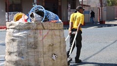 A waste picker in Johannesburg. Archive photo: Masego Mafata / GroundUp
