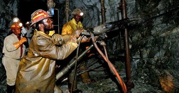 Source: © LinkedIn In March, the gold sector recorded the highest average increase in input cost inflation, although benefiting from strong market prices - with gold averaging $2,986/oz