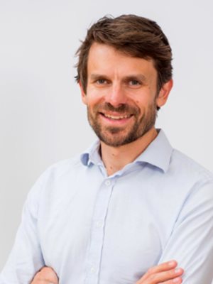 Author: Jonathan Elcock, co-founder and CEO at rather.chat