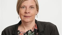 Prof. Linda du Plessis rebukes Dawie Roodt&#x2019;s university closure comments