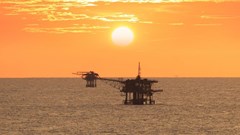 Image source: suwatpo –