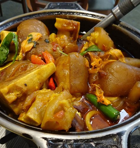 Africa Day on the plate! Town Lodge Roodepoort celebrates Seven Colours Sunday tradition