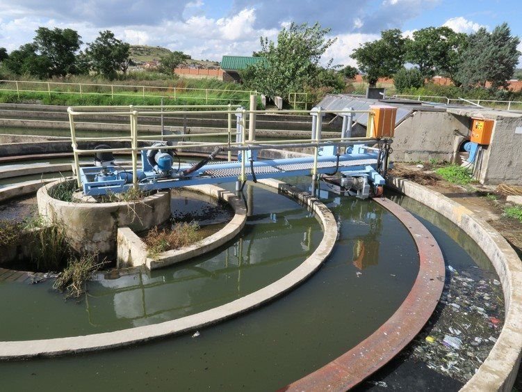 A dysfunctional sewage treatment works in Winburg, Free Stage, from which sewage flows untreated into the dam from which drinking water for the town is extracted.