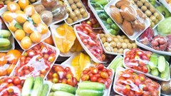 Source: © 123rf  Justin Bott, CEO at Interwaste, examines business practices to address food packaging waste business practices for a more circular and responsible economy