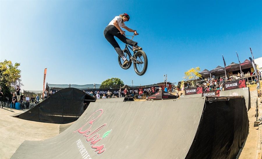Jenna Byrnes defended her title in the Pro Women’s category at the 2025 South African BMX Freestyle Championships. Image by Eric Palmer