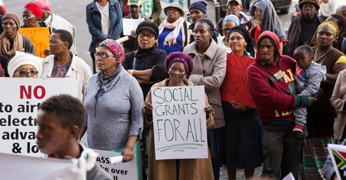 Many recipients of the R370-a-month Social Relief of Distress (SRD) grant say they are battling with SASSA’s online verification system. Archive photo: Ashraf Hendricks