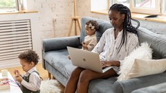 Image source: EKATERINA BOLOVTSOVA from