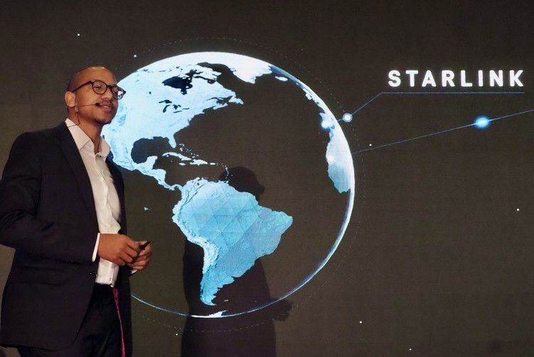 The CEO of T-Connect Lesotho, Phelane Phomane, at the launch of Starlink. Image: Sechaba Mokhethi / GroundUp