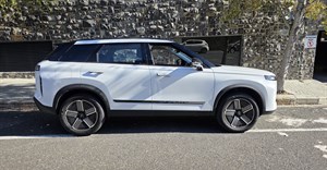 Review: Chinese brand Jaecoo delivers with frugal, feature-packed J7 SHS