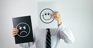 Image source: kenishirotie –