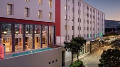 Protea Hotel Fire & Ice! Cape Town: A playful, contemporary city stay