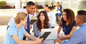 Image source: Cathy Yeulet –