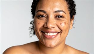 SA&#x2019;s world-first Chrome extension takes on harmful AI beauty standards