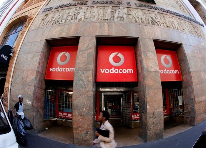A branch South African mobile communications provider Vodacom in Cape Town is shown in this picture taken 10 November 2015. Reuters/Mike Hutchings/File Photo