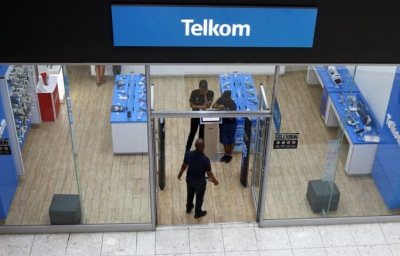 Image: Reuters/Siphiwe Sibeko