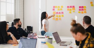 5 essentials to impress investors in 5 minutes or less