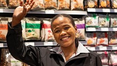 Food Lover&#x2019;s Market unveils 2024/2025 Earth Lovers Report