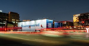 Be the Reason Things Change: TransUnion unveils peelable billboard to tackle financial inclusion