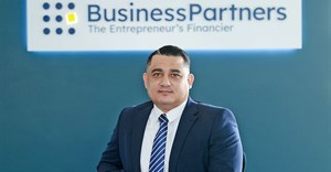 Power of intergenerational collaboration in small business innovation