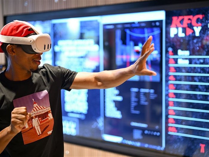 How can South African retailers use augmented reality to improve shopping experiences?