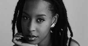 #HeritageMonth | Vicks and artist Zee Feels wrap South Africa in relief