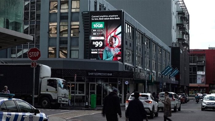 Tractor unveils new premium cladding for its DOOH network