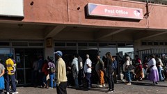 The contract between SASSA and Postbank is to be terminated this month. But Postbank has approached the court to get this set aside, saying it will have “severe consequences for vulnerable citizens”. Archive photo: Ashraf Hendricks