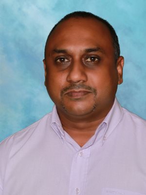 Dr Michael Naidoo, school manager at Mancosa