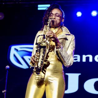 Lakecia Benjamin — igniting the audience with her powerhouse saxophone performance