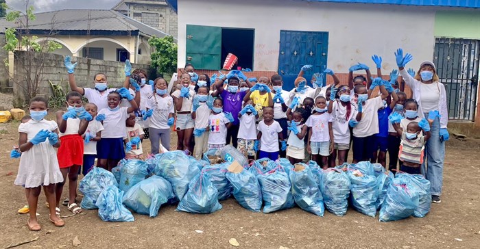 Captain Fanplastic sets sail in Equatorial Guinea for a new partnership with Unicef