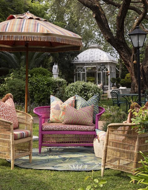 Summer entertaining trends: Hosting like a goddess indoors and outdoors