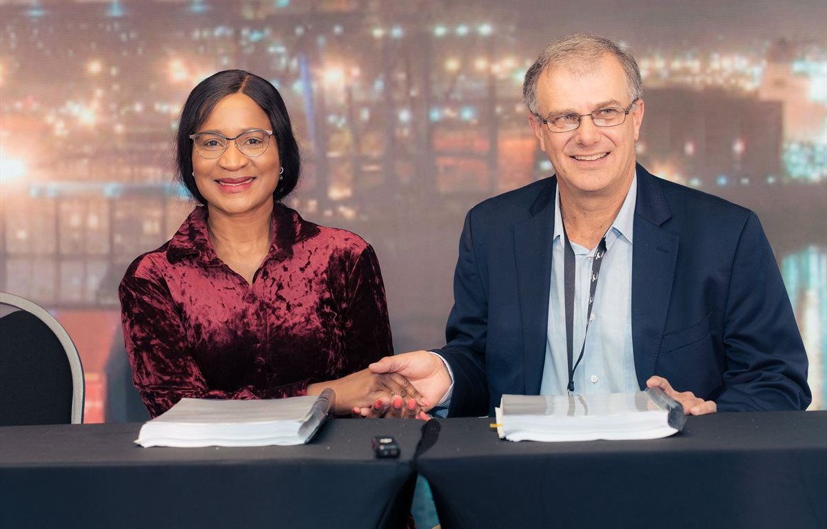 Source: Supplied | From left to right: Acting TNPA Chief Executive, Phyllis Difeto and FFS CEO, Andrew Canning