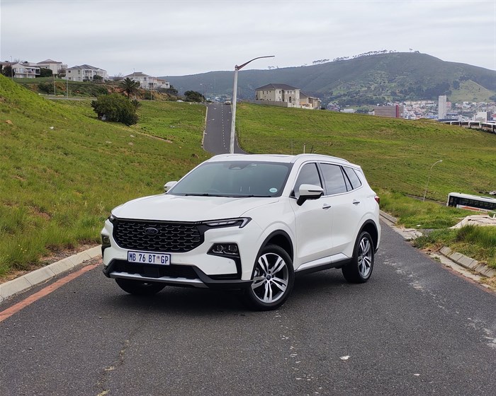 The Ford Territory Titanium in Star White colour with 19-inch double-spoke alloy wheels