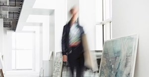 FNB partners with Riebeek Valley&#x2019;s Solo Studios to celebrate women in art and wine