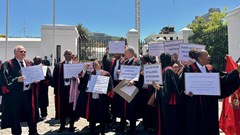 About 30 magistrates protested outside Parliament at lunch time on Wednesday afternoon. Photo: Zora Hollie / GroundUp