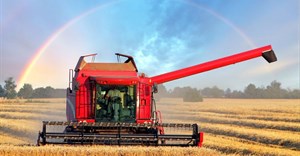 Record grain harvest showcases resilience of SA farmers