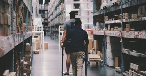 SA&#x2019;s retail marathon: Managing Black Friday returns with reverse logistics