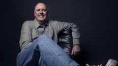 Creative legend John Hunt retires