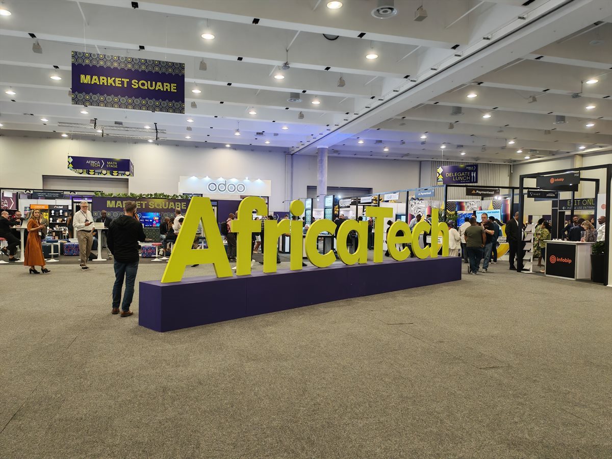 #AfricaTechFestival: Honor backs R171bn AI smartphone plan