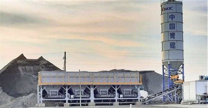 Source: GroundUp/Sechaba Mokhethi. A Qingjian Group Company plant in Qacha’s Nek during construction of the Makhaola Lerotholi Highway.