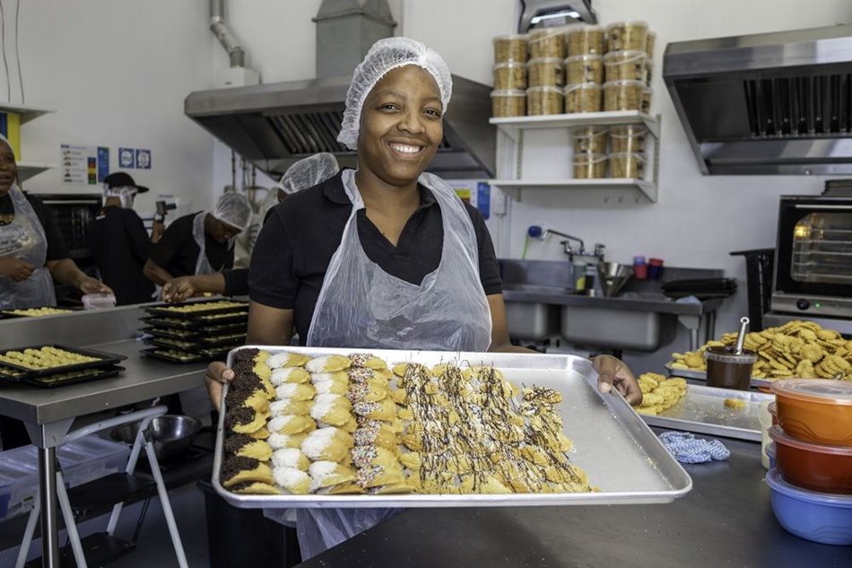Nabelani Prudence Nyalungu, a baker at Conza’s Biscuits.