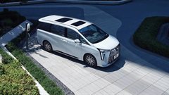 Gac unveils South Africa&#x2019;s first plug-in hybrid MPV, the M8 Master
